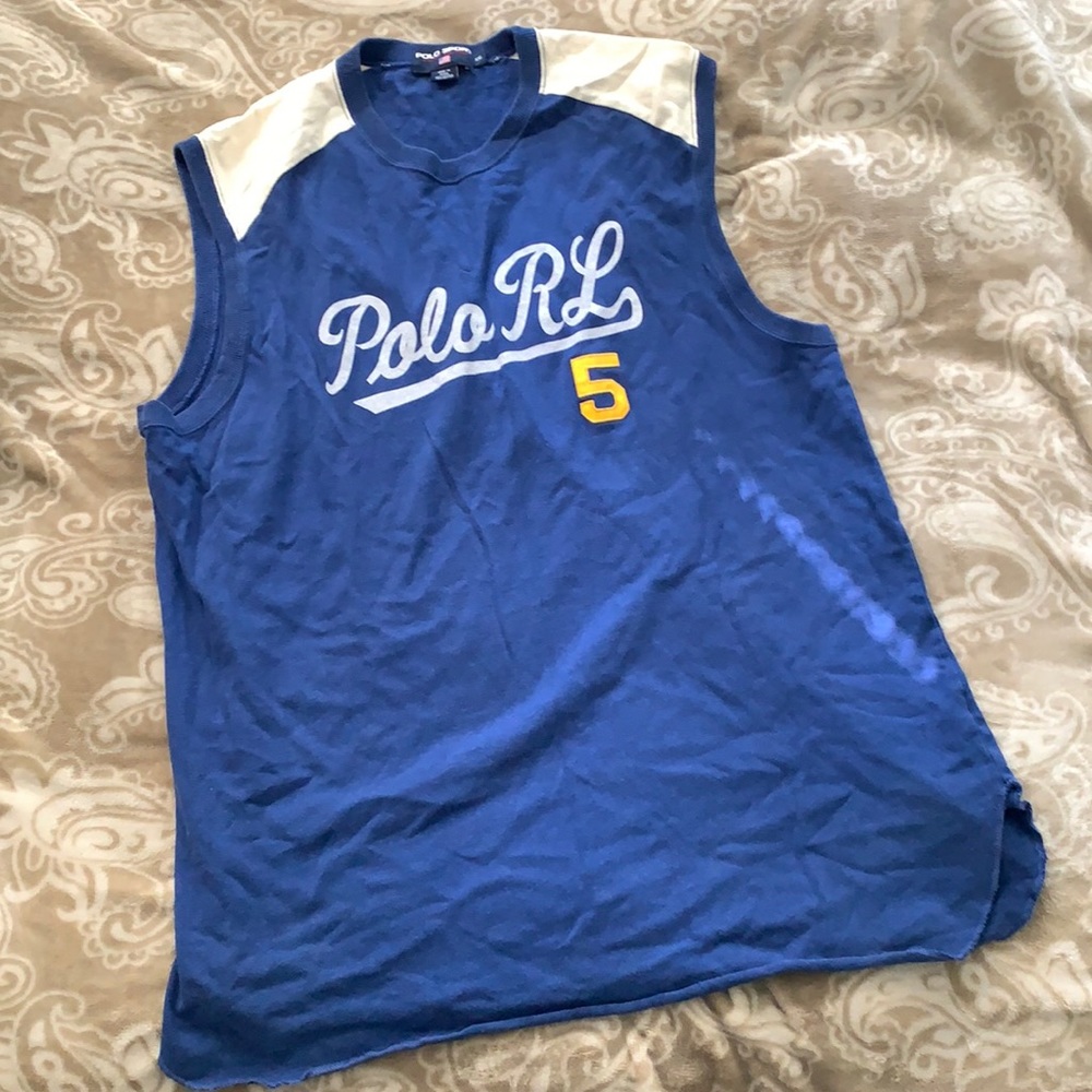 Vintage  Polo sport  tshirt ( no sleeves )